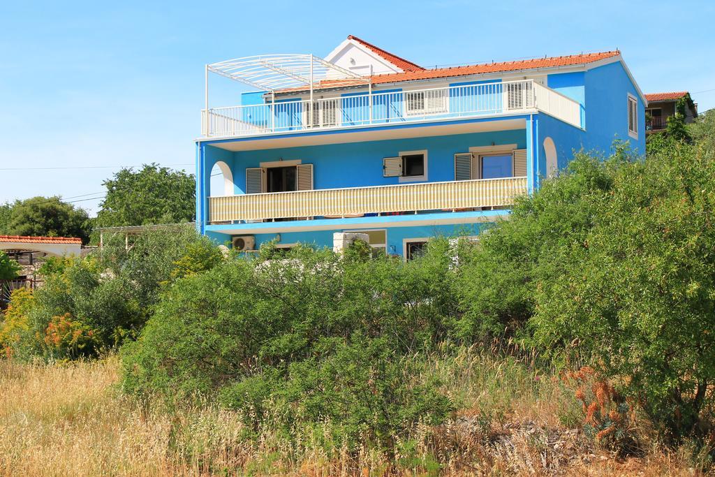 Apartments Yerkovic Marina Zewnętrze zdjęcie