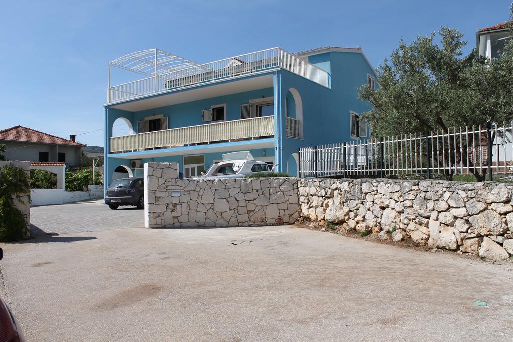 Apartments Yerkovic Marina Zewnętrze zdjęcie